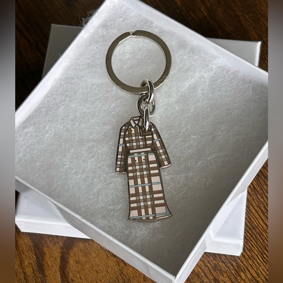 Burberry Vintage Nova Check Plaid Trench Coat Keychain - Picture 3 of 3